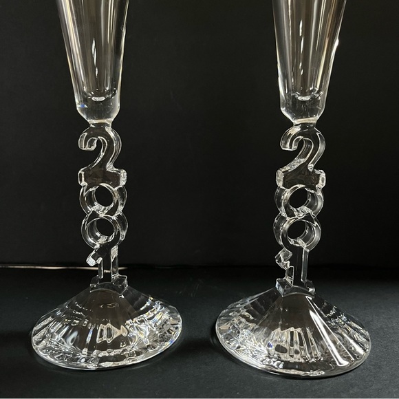 Vintage Set of 2 Millenium 2001 Cristal d’Arques Champagne Flutes - Picture 3 of 6